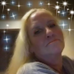 Meet your Posher, Carin